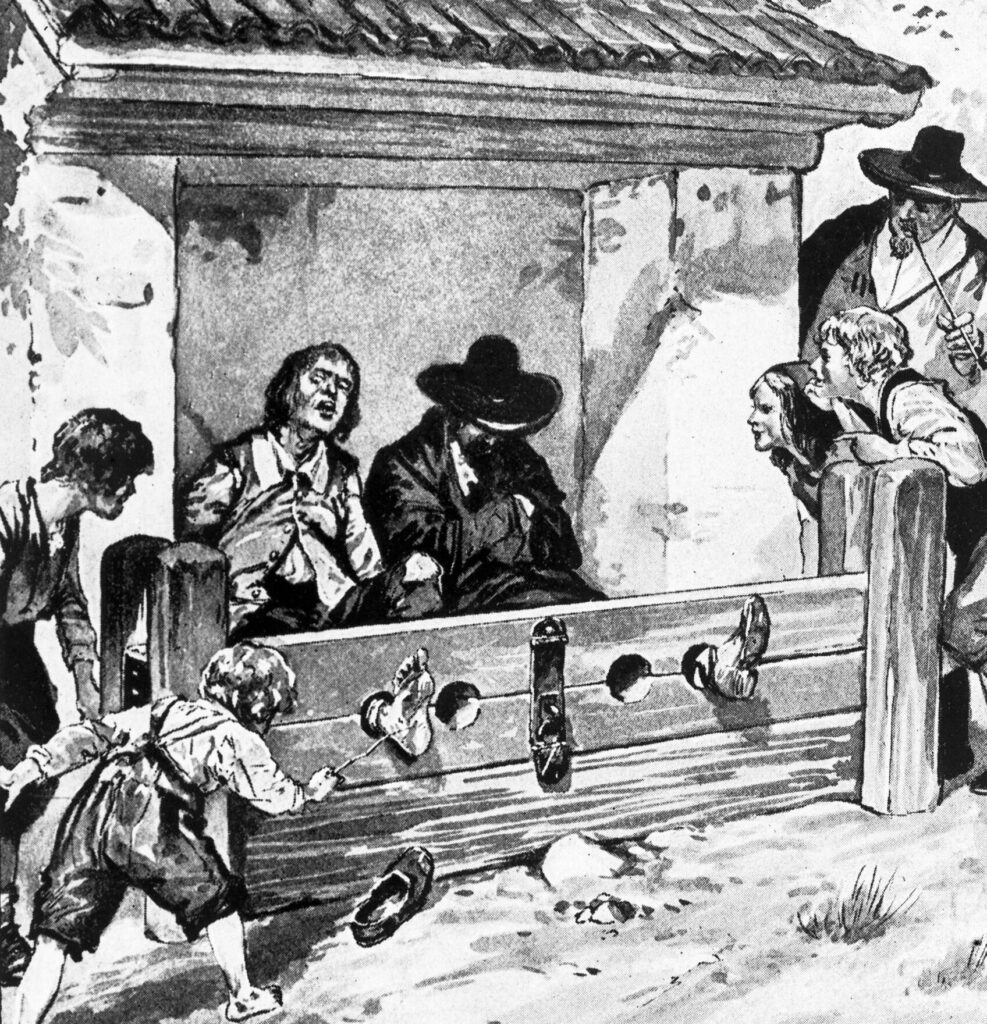 Gammel svart hvitt tegnet illustrasjon av to personer i gapestokk