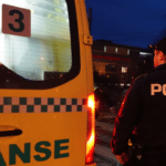Ambulanse og politimann