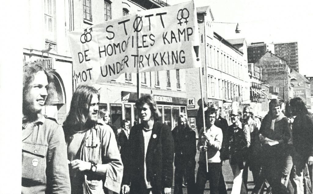 Opptakten til Pride: tog for homofiles rettigheter, 1974